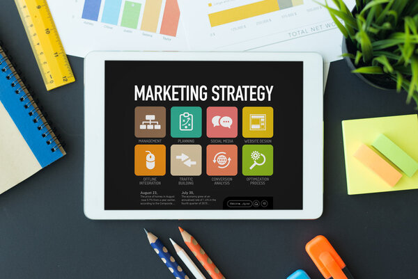 Концепция на экране планшетного компьютера
