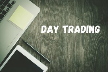  Gün ticaret metin üstünde okul sırası