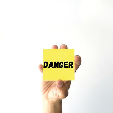 El tutma sarı yapışkan not