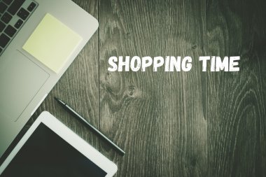  Alışveriş zaman metin üstünde okul sırası