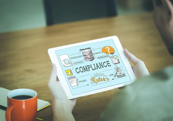 Compliance-Konzept auf einem Bildschirm — Stockfoto