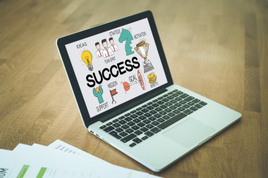  Ekran üzerinde başarı kelime. 