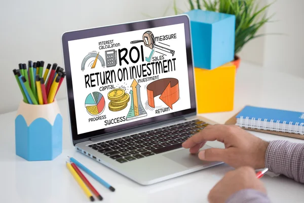 ROI return and invest text — Stock Photo, Image