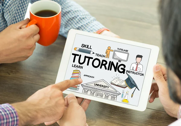 TUTORING texto en pantalla — Foto de Stock