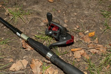 Olta ile bir iplik makara