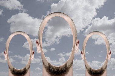 Gökyüzü arka planında bir adamın başıyla sürrealizm tarzında kolaj