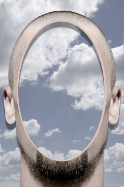 Sürrealizm tarzında bir kolaj Bir adamın kafasıyla