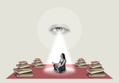 Meditasyon pozu ve kitap yazan bir kadınla kolaj.