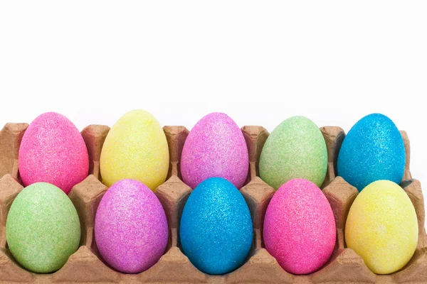 Una caja de huevos de Pascua falsos — Foto de Stock