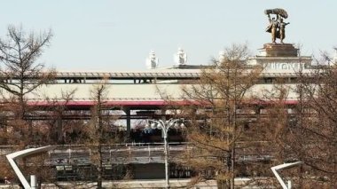 Moskova Monoray tren Fuar sergi alanında
