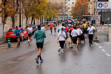 Alcoy, İspanya, 12-14-2025: Alcoy Half Marathon 2025