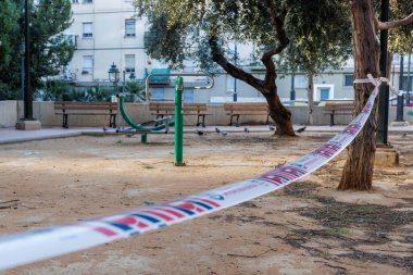 14 Şubat 2026 'da Alcoy parkında esen rüzgar nedeniyle güvenlik gerekçesiyle giriş yasaklanmıştır.