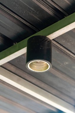 Modern Siyah Silindirik Downlight Endüstriyel Metal Çatı Tavanı Altında