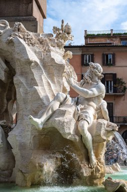 Roma, İtalya - 15 Ekim 2025: Roma, İtalya 'da Piazza Navona' nın Güzel Meydanı Çeşmesi