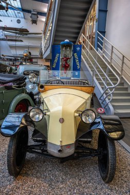 Prag, Çek Cumhuriyeti - 14 Kasım 2025: Çekoslovak otomobil Tatra 11, 1925. 