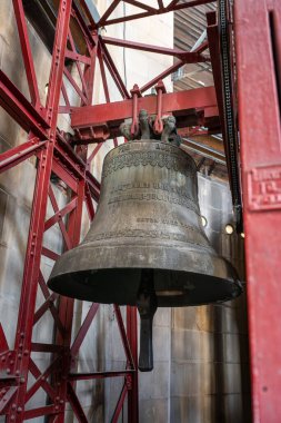 LINZ, AUSTRIA - 22 Kasım 2025: New Cathedral or Cathedral of the Immaculate Conception or St. Mary Church iç mimarisi. Linz, Avusturya 'da bir Roma Katolik katedrali..