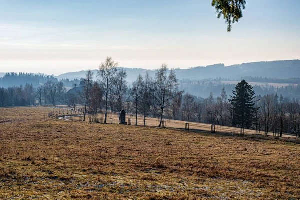 Kar olmayan kış manzarası, Orlicke Dağları, Çek Cumhuriyeti.