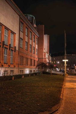 Hradec Kralove, Çek Cumhuriyeti - 12 Aralık 2025: Ünlü Çek mimar Jan Kotera 'nın planlarına göre, Hradec Kralove' daki Doğu Bohem Müzesi 'nin tarihi binası 1909-1912 yılları arasında inşa edilmiştir. Çek Cumhuriyeti, Hradec Kralove.