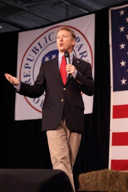 Rand Paul speaks at a political rally in Des Moines, Iowa, on October 31, 2015 clipart