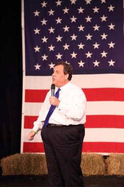 Chris Christie speaks at a political rally in Des Moines, Iowa, on October 31, 2015 clipart