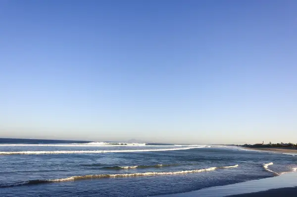 朝の海辺の景色 — ストック写真