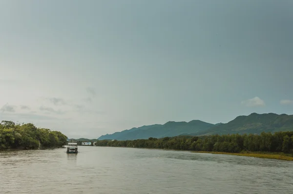 산 및 리 강 풍경 — 스톡 사진