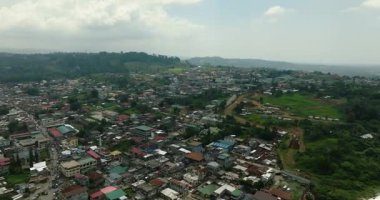 Marawi şehrinin yoğun kentsel manzarası. Lanao del Sur. Mindanao, Filipinler.