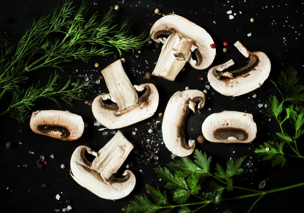 Fatias de fundo de comida de cogumelos — Fotografia de Stock