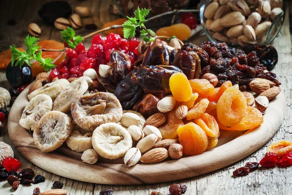 Mix dried fruits and nuts — Stock Photo, Image