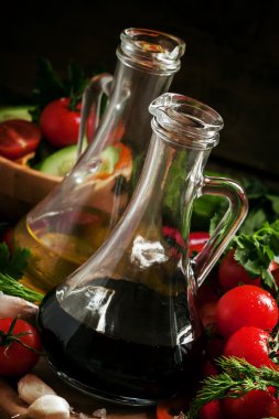 Geleneksel İtalyan balsamik sirke