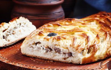 Balık ve yumurta ile pasta