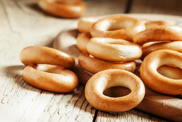 бублики и сушки. сушка хлеба. булочки баранки. сушка хлеба. хлебобулочные изделия баранки.