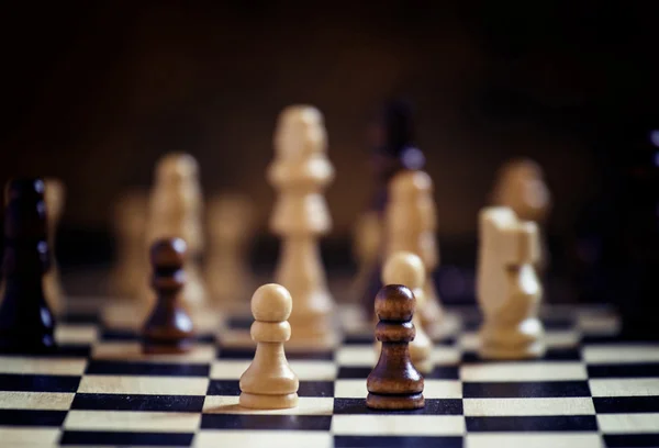Potongan catur pada papan catur — Stok Foto