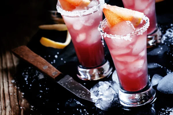 Cocktail alcolico con succo di pompelmo — Foto Stock