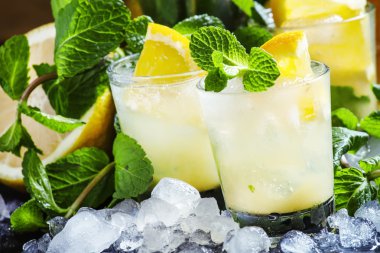 Smash Scotch viski ile alkollü kokteyl Fas