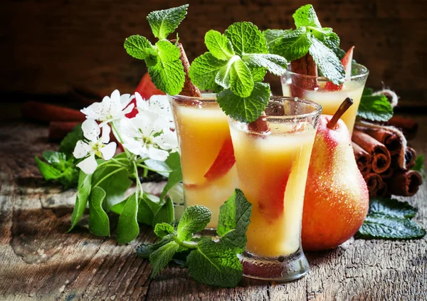 Alkoholischer Cocktail, Palma de Birne — Stockfoto