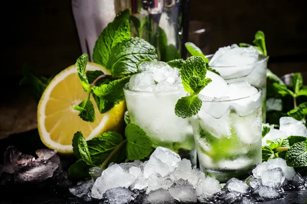 Alcoolic cocktail vodcă sparge cu vodcă — Fotografie, imagine de stoc