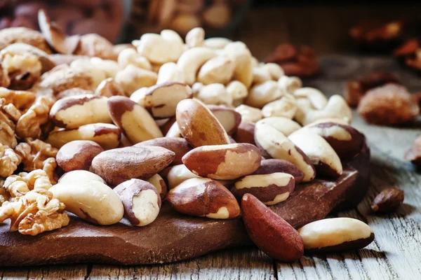 Бразильские орехи, орехи — стоковое фото