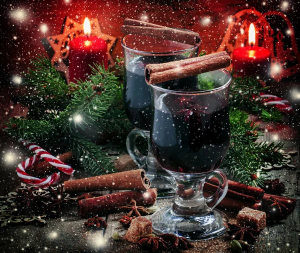 Noel ve Yeni Yıl mulled şarap — Stok fotoğraf