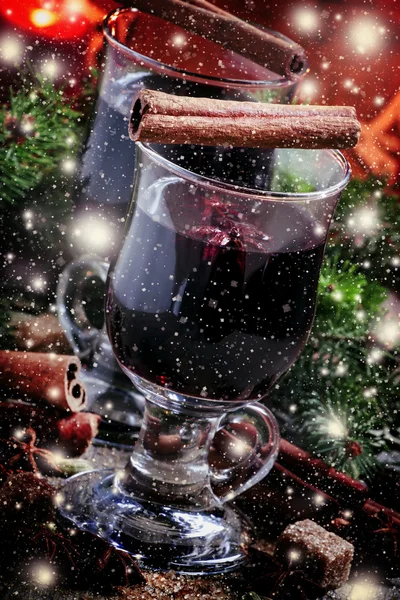Noel ve Yeni Yıl mulled şarap — Stok fotoğraf