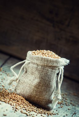 Tahıl çul bir torba hardal  