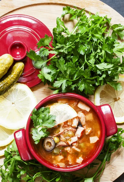 Russian Meat soup in ceramic  portioned red pot — 스톡 사진