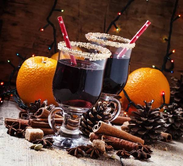 Noel mulled şarap ile kahverengi şeker — Stok fotoğraf