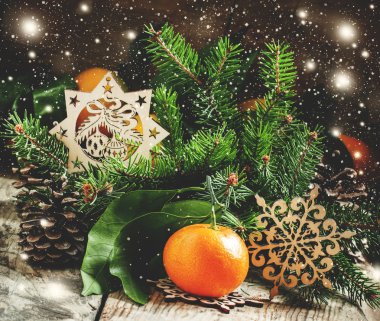 Noel ya da yeni yıl süslemesi