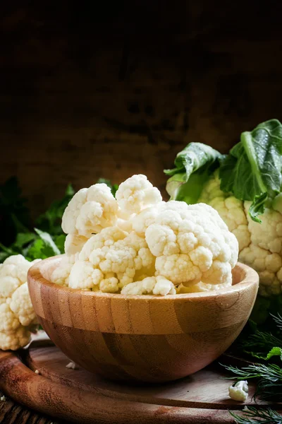 Fresh organic cauliflower — Stock Photo, Image