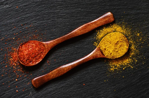 Curry și ardei iute condimente — Fotografie, imagine de stoc