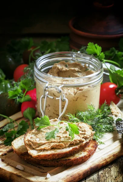 Sandwich con paté de hígado — Foto de Stock