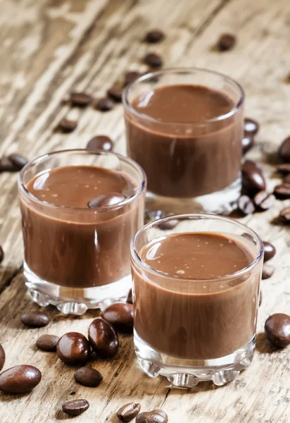 Шоколадный и кофе десерт — стоковое фото