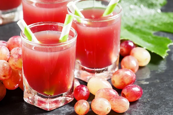 Рожевий винограду коктейль — стокове фото