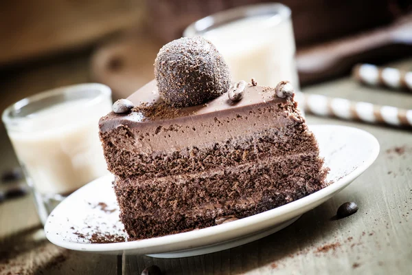 Morceau de gâteau au chocolat — Photo